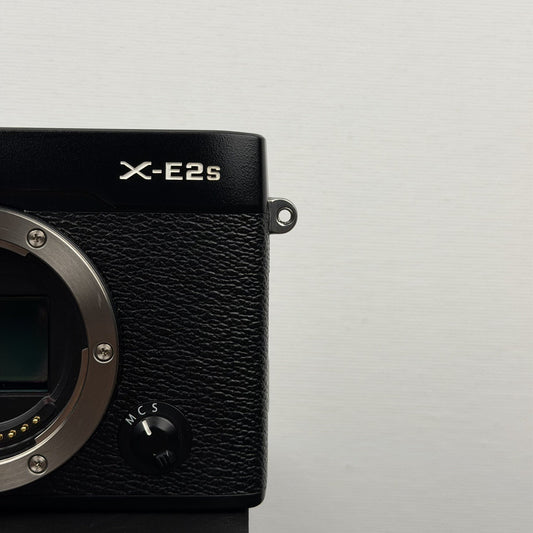 Fujifilm X-E2S 16.3MP Digital Mirrorless Camera Body Black with Accessories