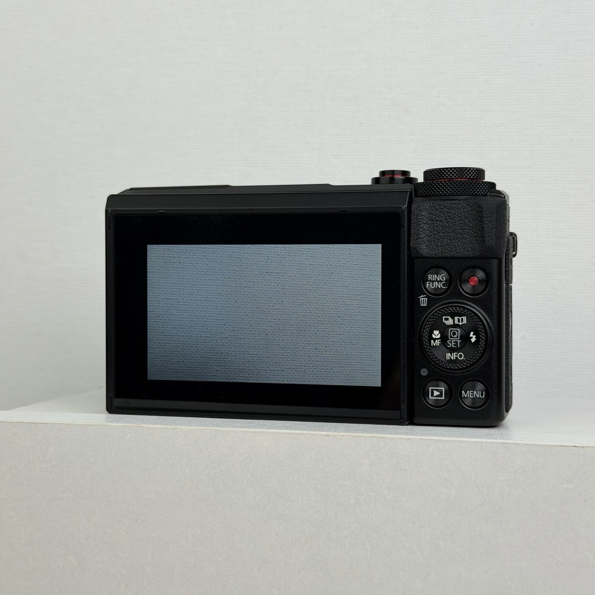 Canon PowerShot G7X Mark II 20.1MP Compact Digital Camera Black with Extras
