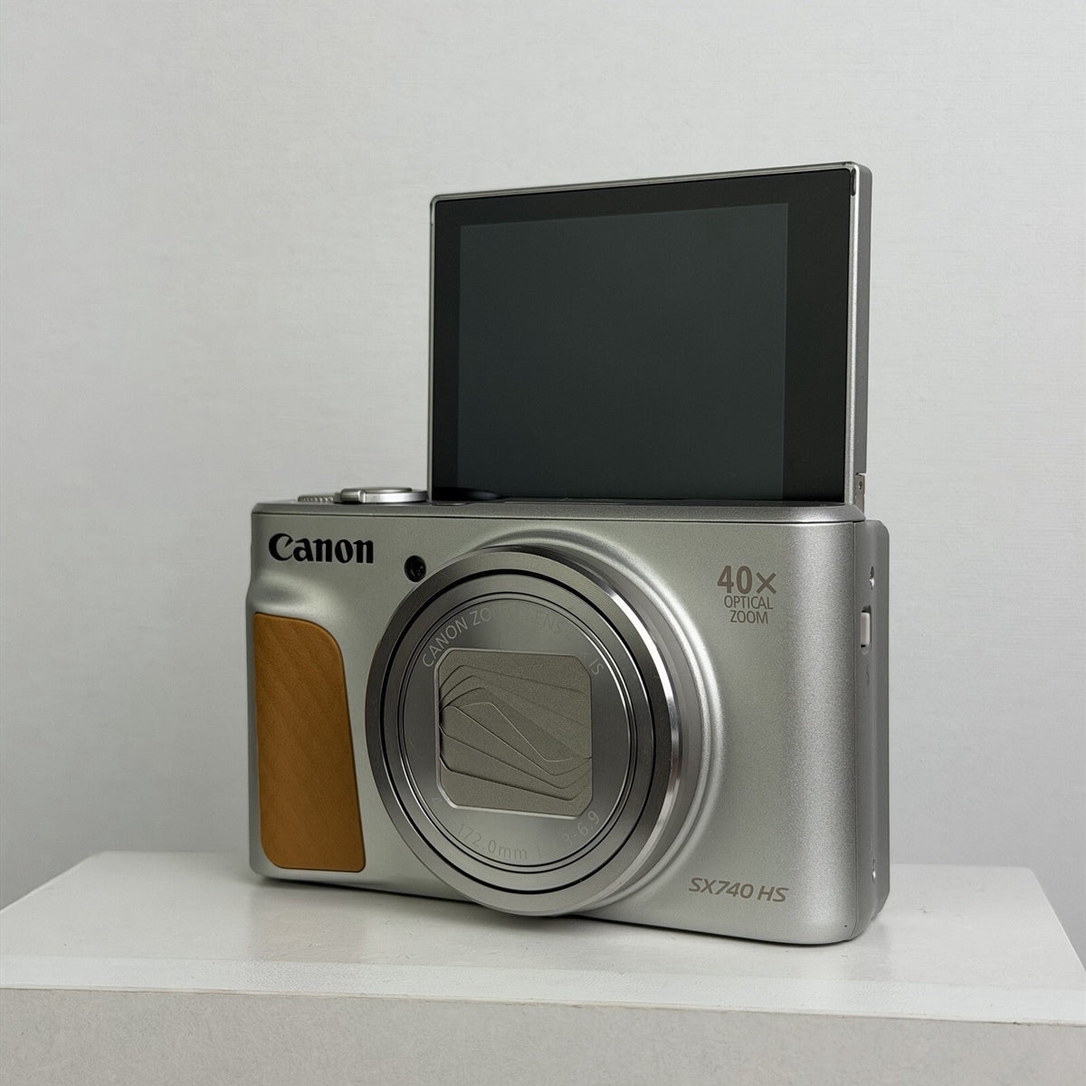 Canon PowerShot SX740 HS Lite Edition 20.3MP Digital Camera Silver - Boxed
