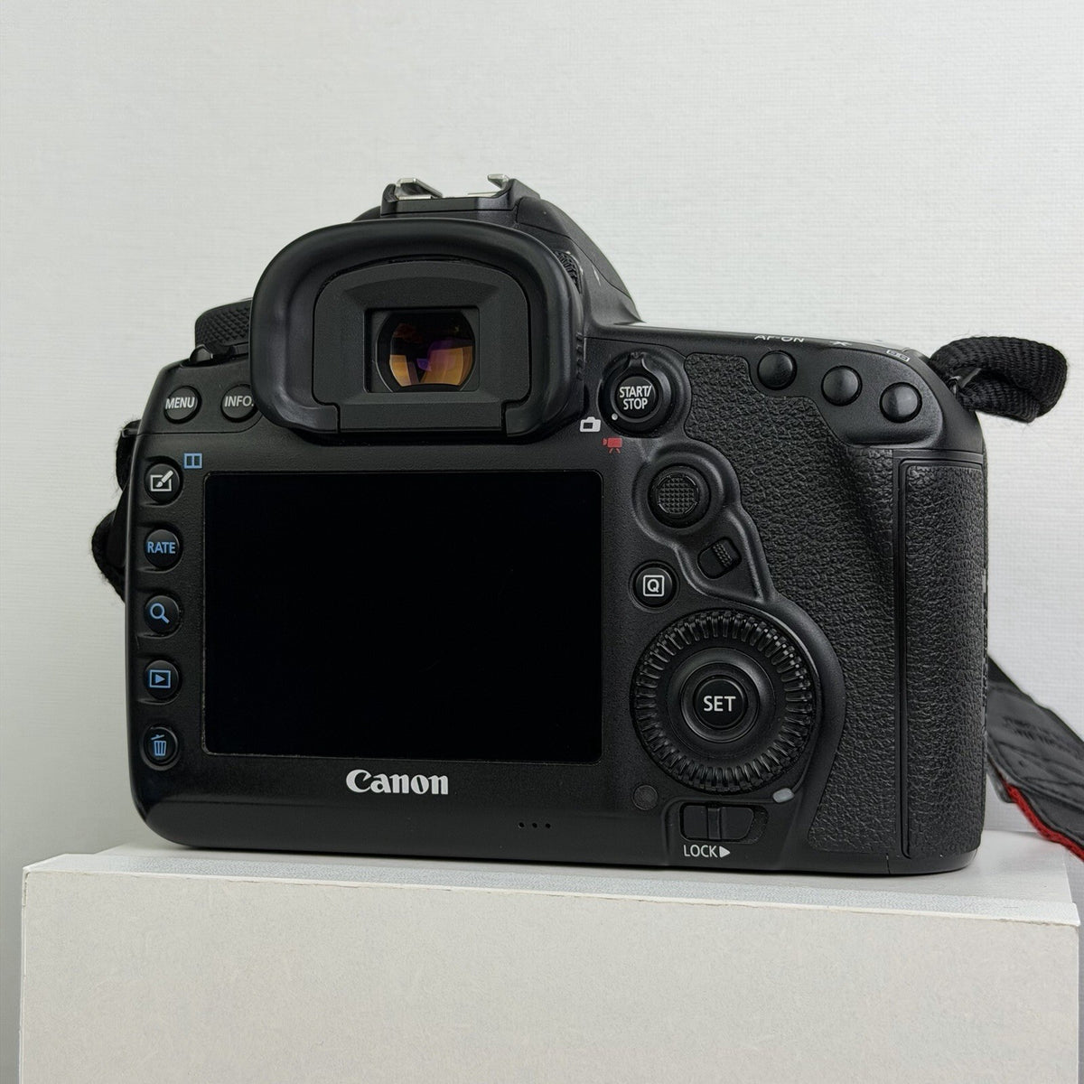 Canon EOS 5D Mark IV 30.4MP Digital SLR Camera Black - Boxed with Extras