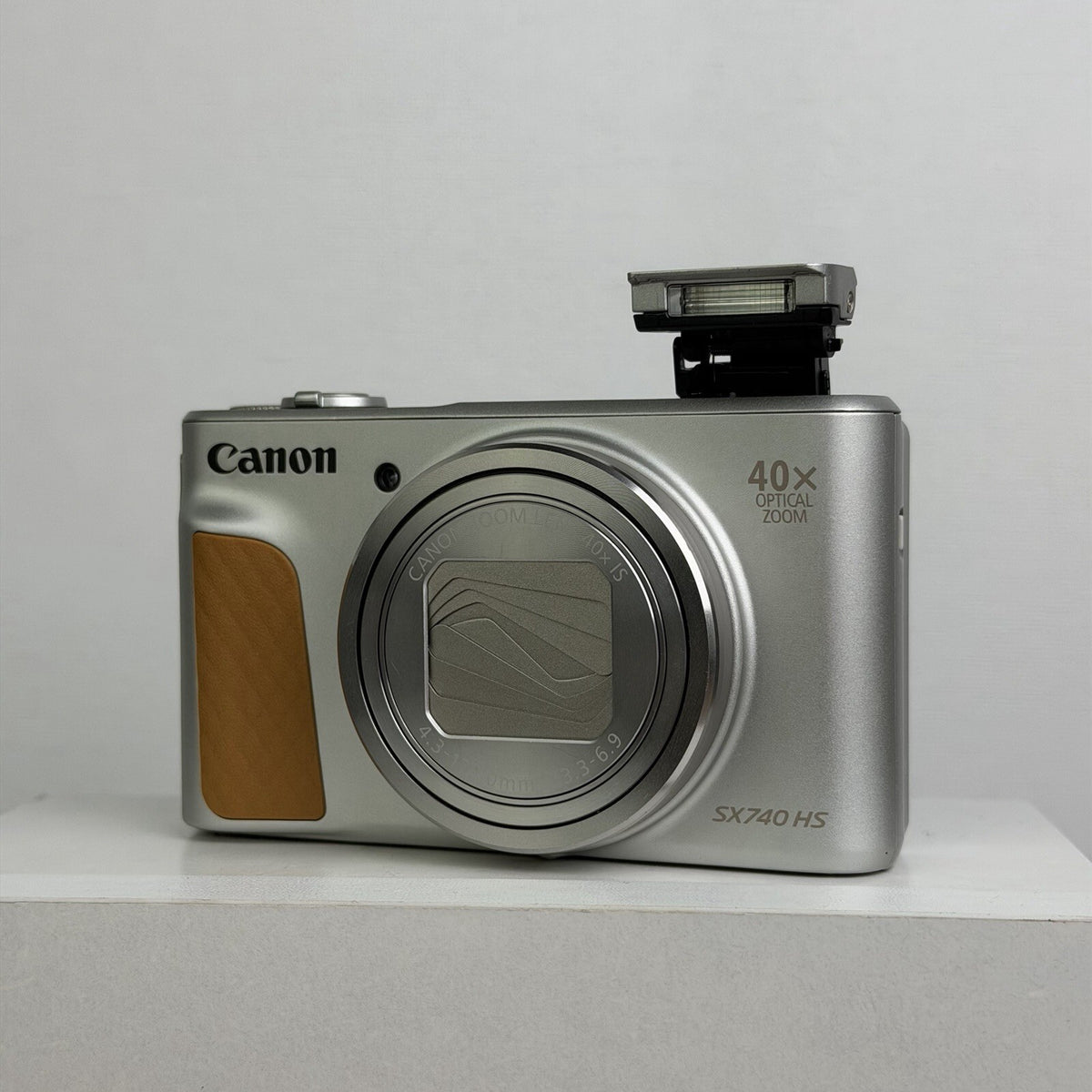 Canon PowerShot SX740 HS Lite Edition 20.3MP Digital Camera Silver - Boxed