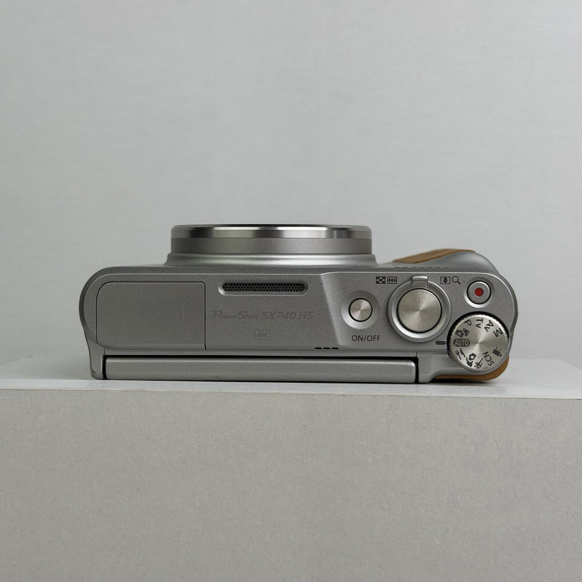 Canon PowerShot SX740 HS Lite Edition 20.3MP Digital Camera Silver - Boxed
