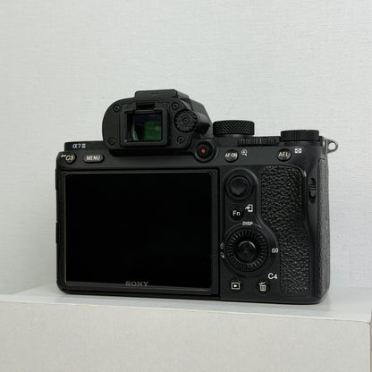 Sony A7 III full-frame mirrorless camera body – photo 5