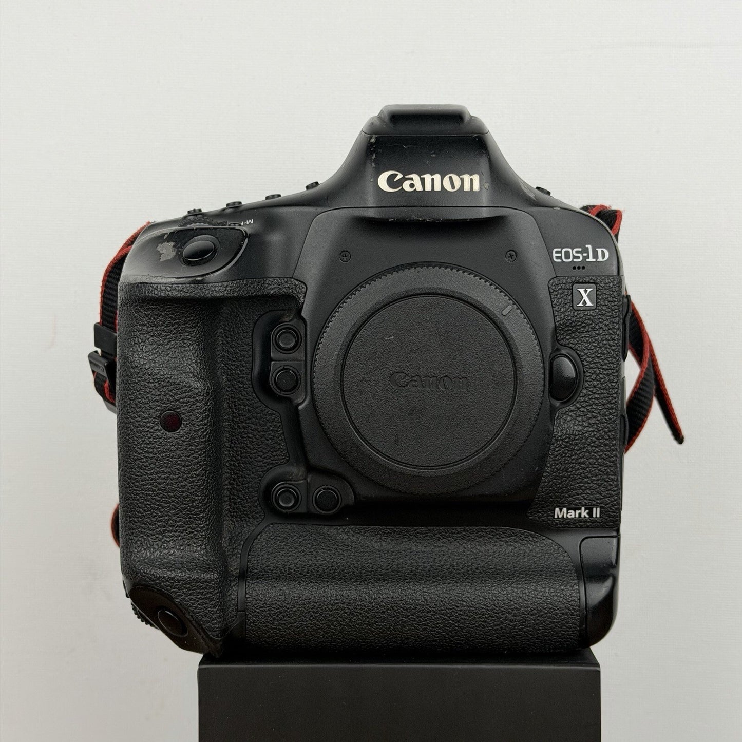 Canon EOS-1D X Mark II 20.2MP Full-Frame Professional DSLR Camera x3 Memory Card