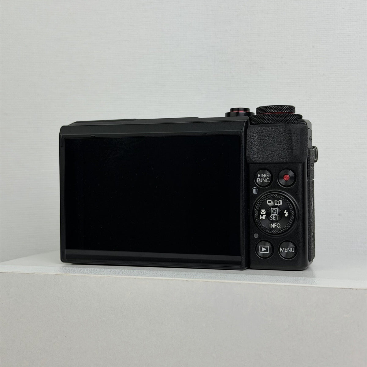 Canon PowerShot G7X Mark II 20.1MP Compact Digital Camera Black with Extras