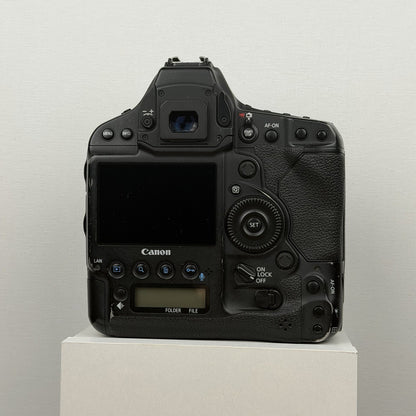 Canon EOS-1D X Mark II DSLR body, 361k shutter – photo 5