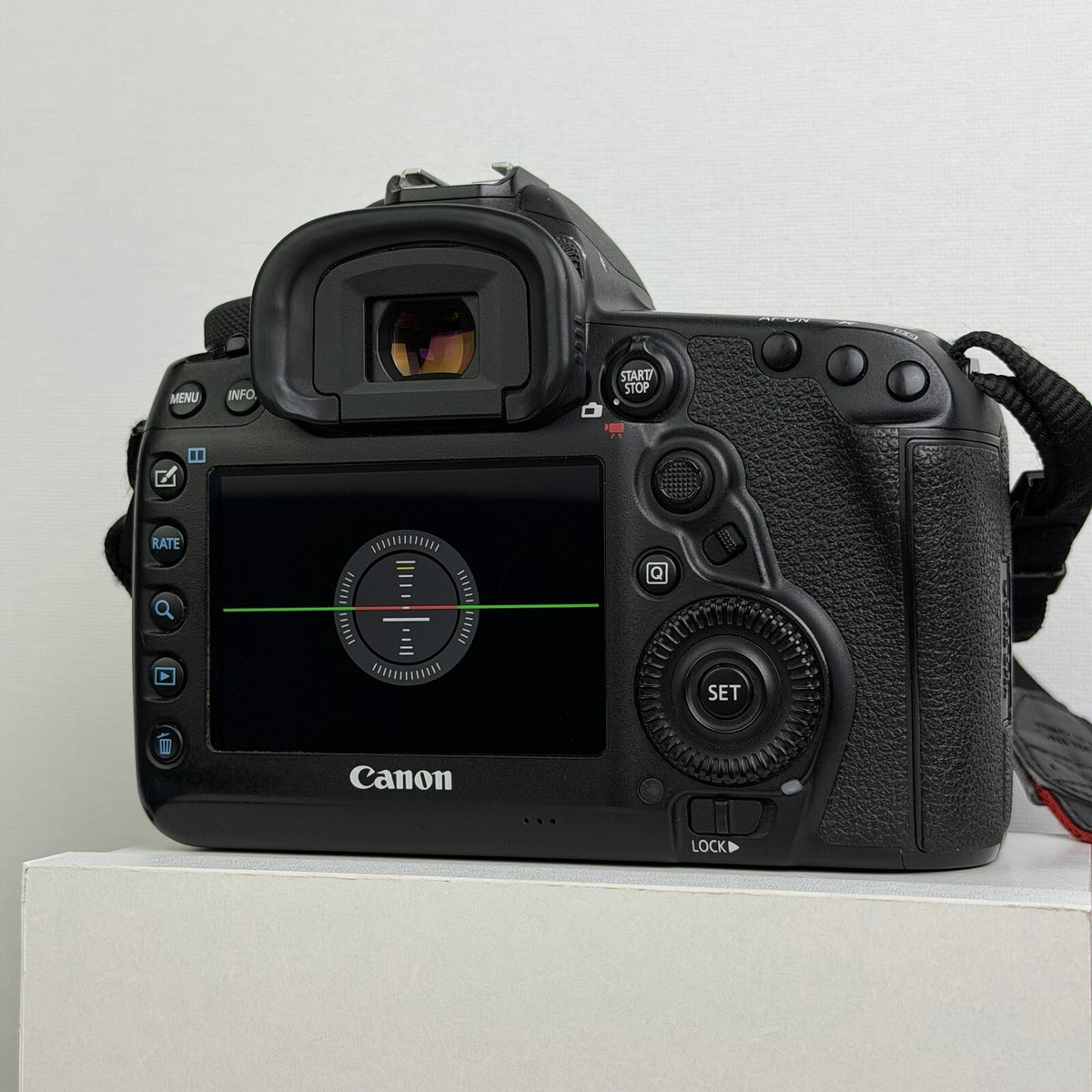 Canon EOS 5D Mark IV 30.4MP Digital SLR Camera Black - Boxed with Extras