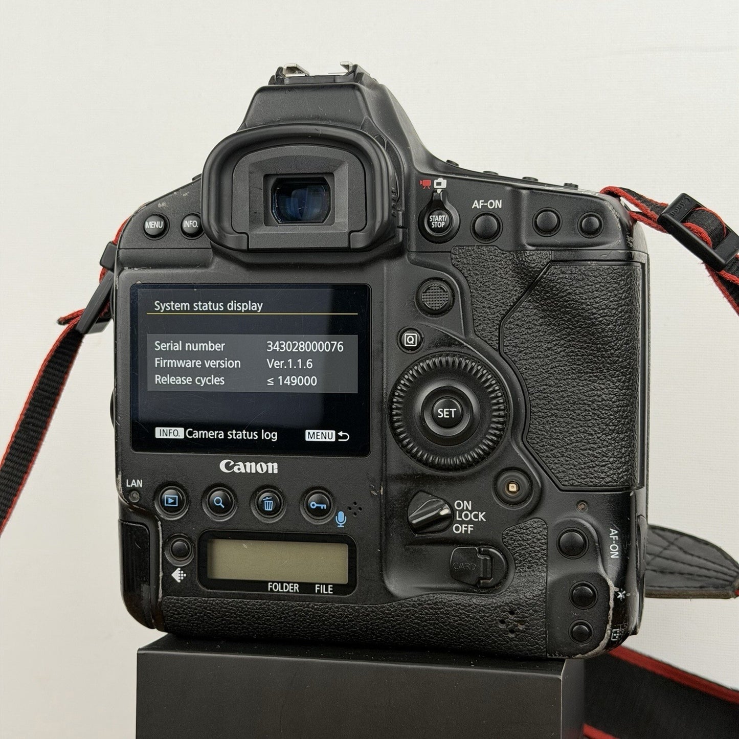 Canon EOS-1D X Mark II 20.2MP Full-Frame Professional DSLR Camera x3 Memory Card