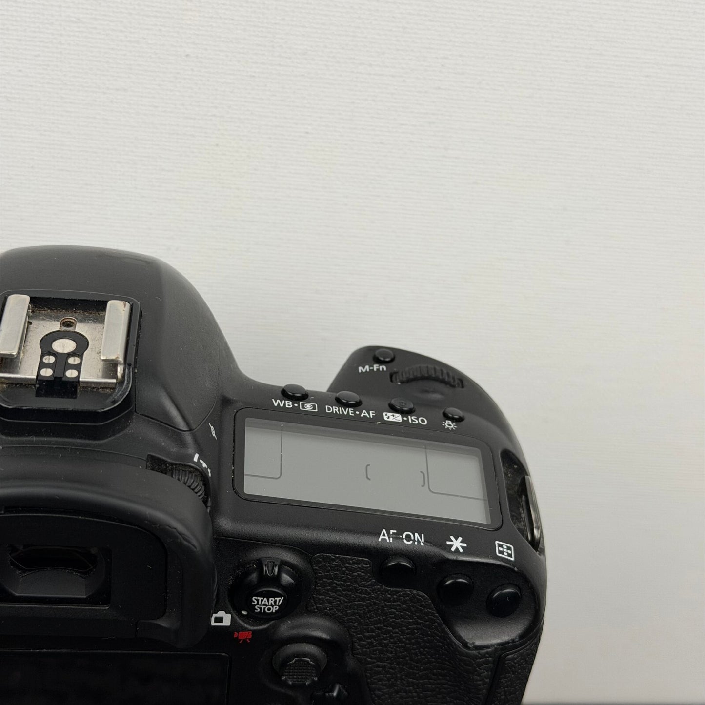 Canon EOS 5D Mark IV 30.4MP Digital SLR Camera - Black