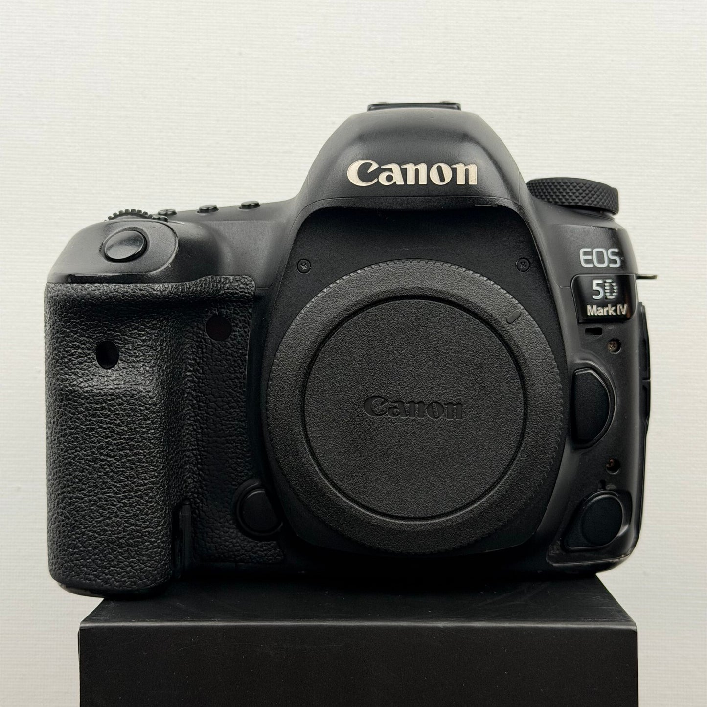 Canon EOS 5D Mark IV 30.4MP Digital SLR Camera - Black