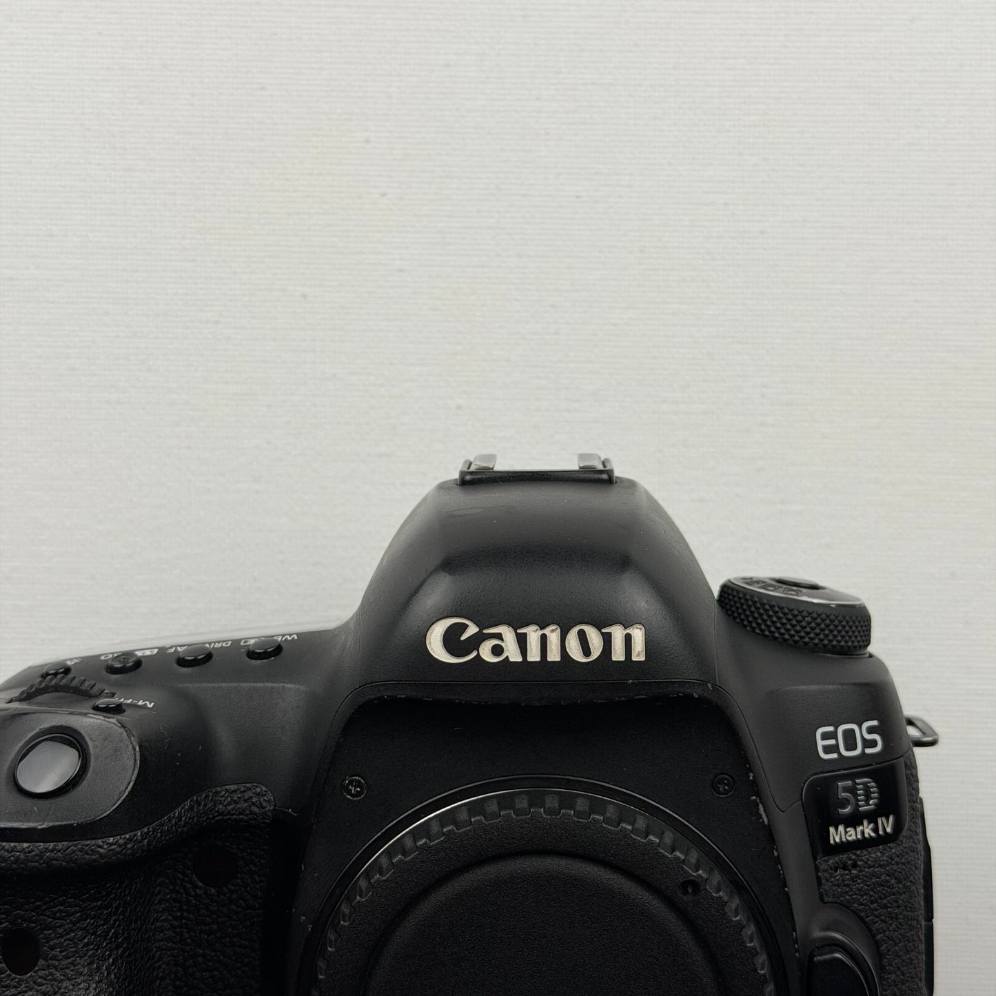 Canon EOS 5D Mark IV 30.4MP Digital SLR Camera - Black