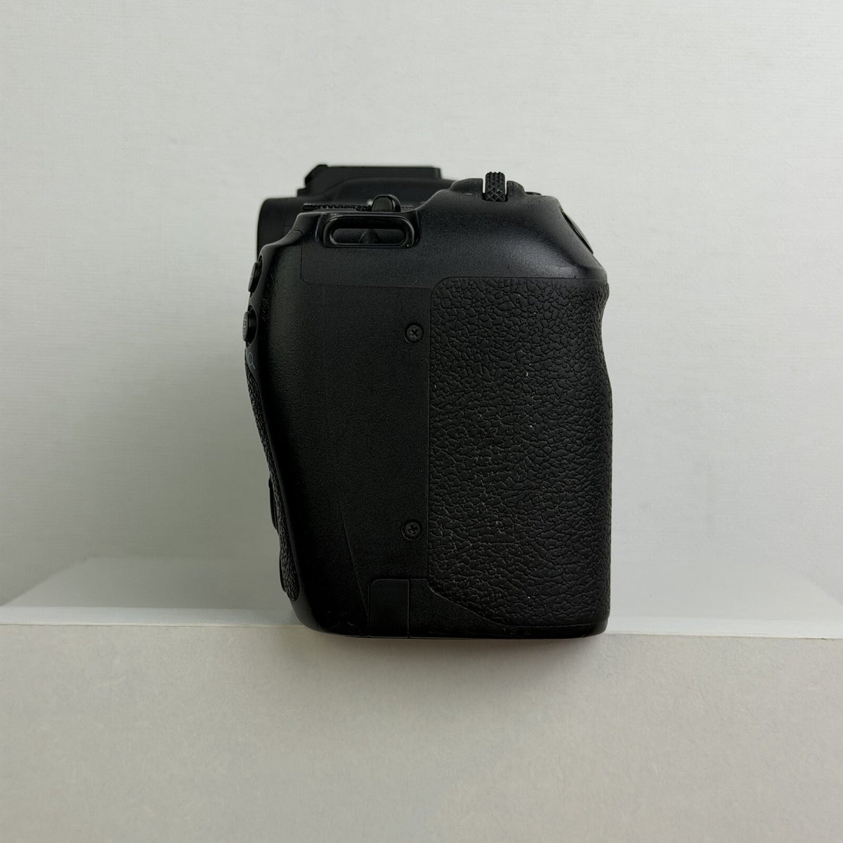 Canon EOS R8 24.2MP Full Frame Mirrorless Digital Camera Black