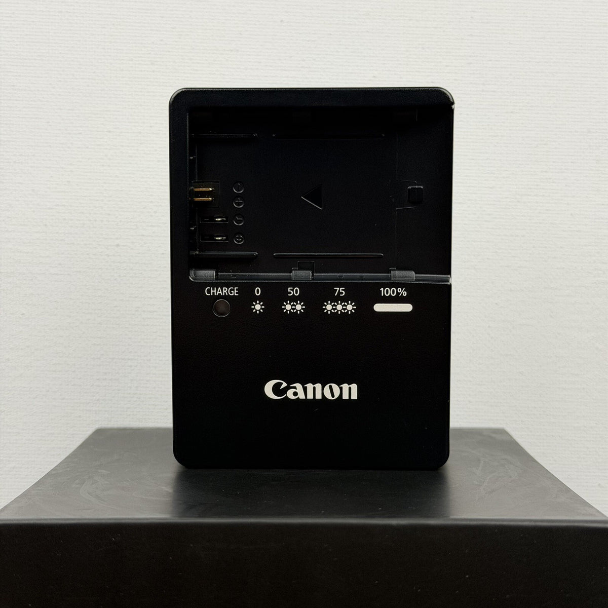 Canon EOS 5D Mark IV 30.4MP Digital SLR Camera - Black